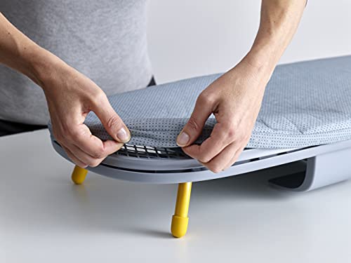 PRODUCTO 787 Joseph Joseph Tabla de planchar plegable de sobremesa con soporte para plancha, compacta, que ahorra espacio, gris/amarillo