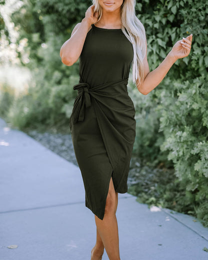 PRODUCTO 710 NOLLSOM Vestidos midi sin mangas a rayas informales para mujer, vestidos ajustados con cuello halter y fruncidos, vestido de verano con cintura anudada (pequeño, verde militar sólido)