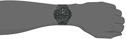 Casio Hombre Serie XL G-Shock Cuarzo 200M WR Resina resistente a los golpes Color: Gris mate (Modelo GA-700UC-8ACR)