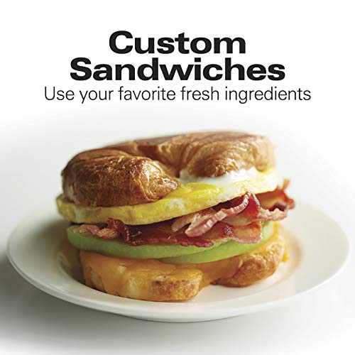 Hamilton Beach Sandwichera para desayuno con anillo para cocinar huevos, ingredientes personalizados, perfecta para muffins ingleses, croissants, mini gofres, elementos esenciales para el dormitorio, negro (25477)