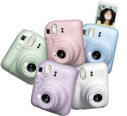 PRODUCTO 286 Fujifilm Instax Mini 12 Cámara instantánea Clay White + Paquete económico de película Fuji (40 hojas) + Paquete de accesorios para obturador, incl. Estuche de transporte compatible, álbum de fotos Quicksand Beads con 64 bolsillos