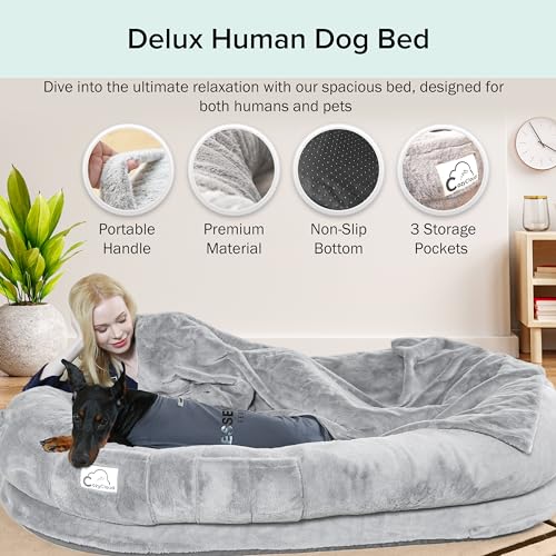 (Gris claro) Cama para perro humano Delux – Cama tipo puf gigante para adultos – Almohada, manta y bolsa de almacenamiento – Lavable a máquina, espuma viscoelástica – Cama de suelo para adultos – Tamaño 72 x 40 x 12 pulgadas