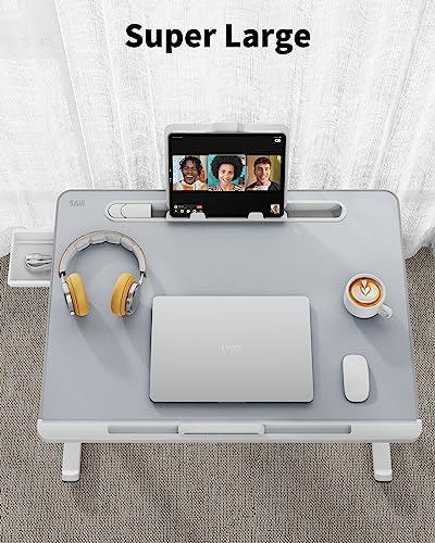 SAIJI Escritorio con bandeja para computadora portátil con luz de escritorio LED, soporte ajustable para computadora portátil para cama, mesa plegable de cuero de PVC XXL con soporte para libros, reposamuñecas, espacio adicional para las piernas (gris)