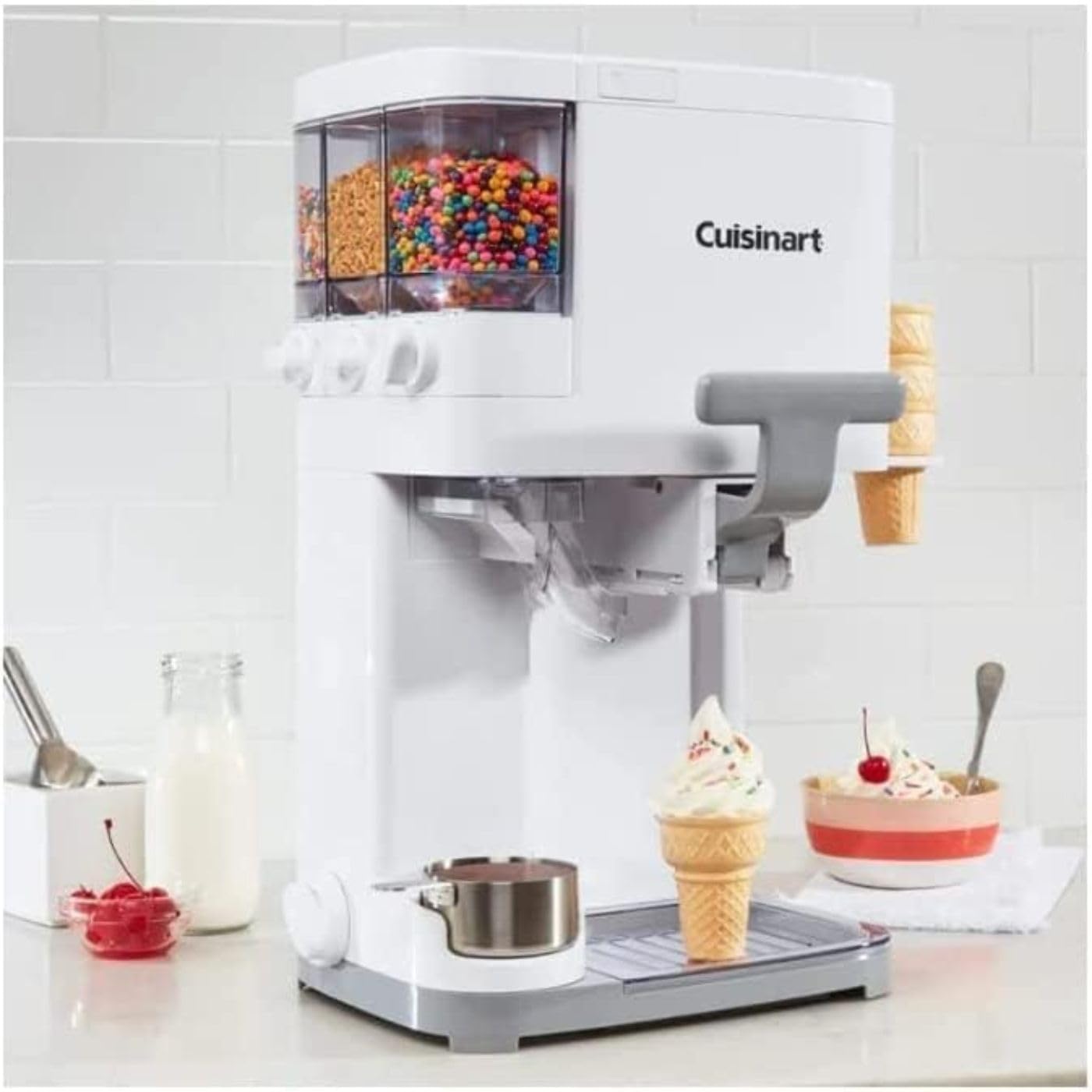 PRODUCTO 146 Máquina para hacer helados Cuisinart Soft Serve: mézclelo en una máquina para hacer helados para yogur helado, sorbete, helado y bebidas, 1,5 cuartos, blanco, ICE-48